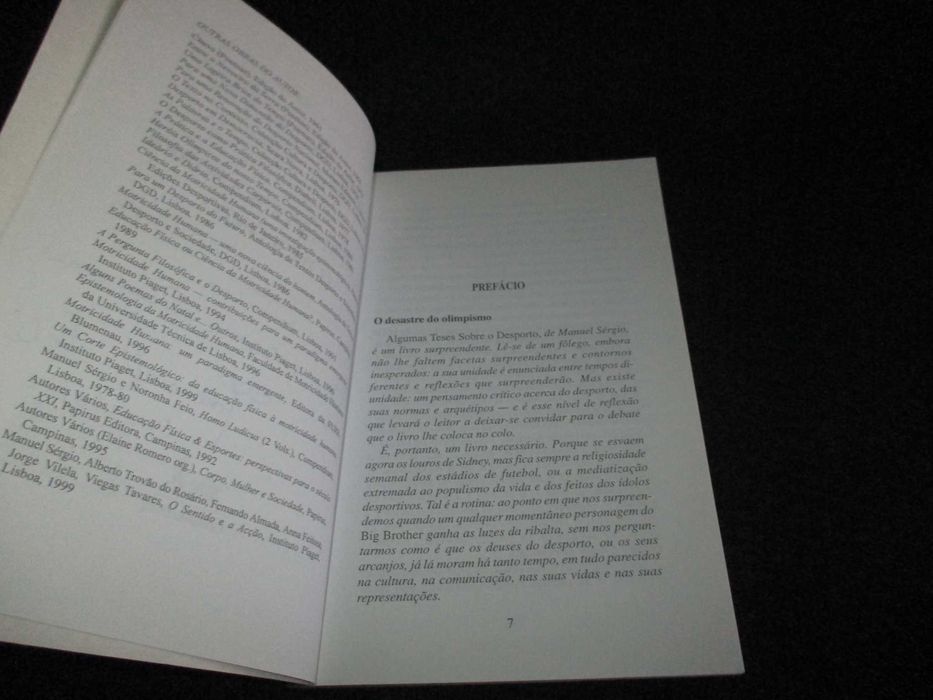 Livro Algumas Teses sobre o Desporto Manuel Sérgio 1ª edição 2001 Autografado