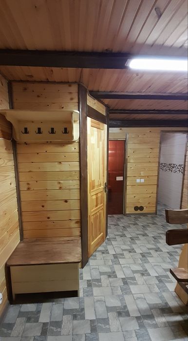 Оренда котеджу неподалік лісу та гір в Карпатах