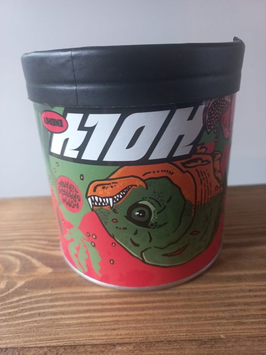 Holy smak granatu