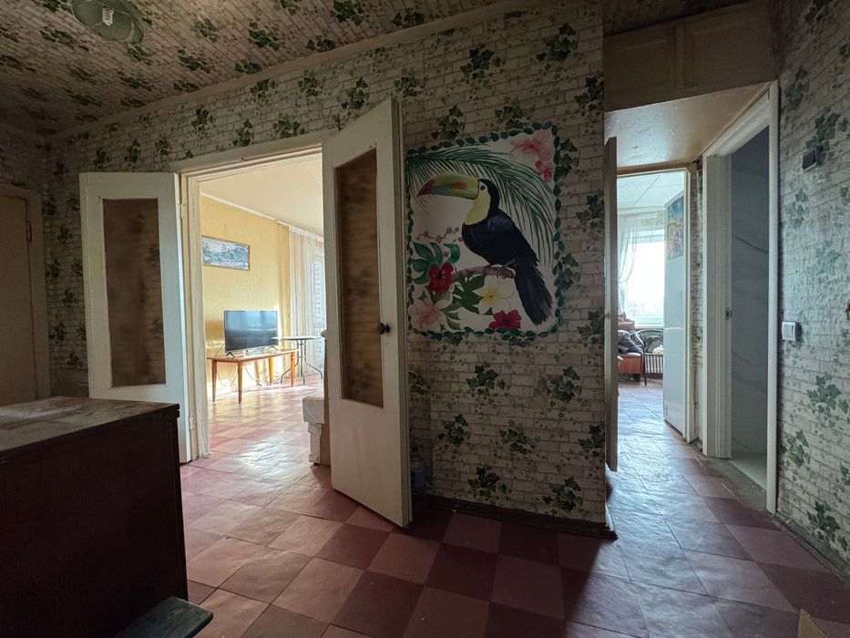 Снимите двухкомнатную квартиру на улице Василя Макухи, район Образцова