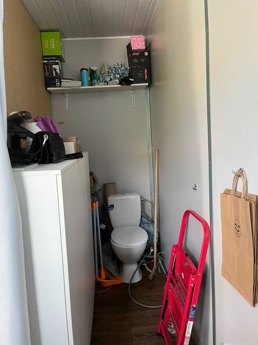 Продам або здам в оренду торговий павільйон (маф) в смт. Ладан