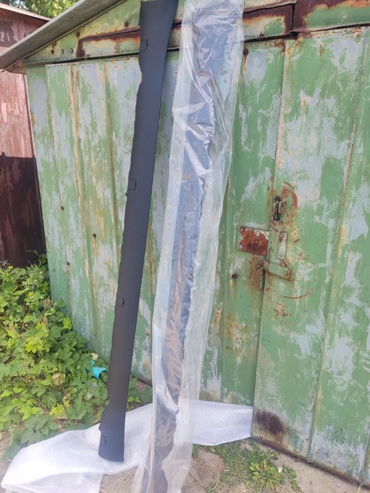 Поріг накладка пластик Тесла tesla Y