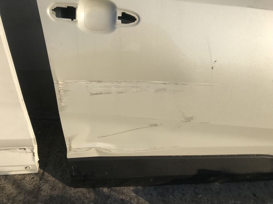 Двери задниє Тойота Рав 4 Toyota Rav 4