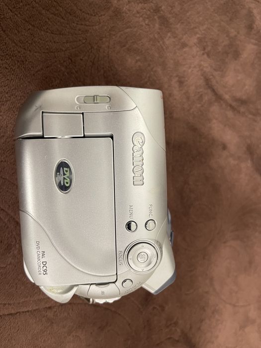 Видеокамера Canon