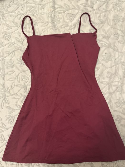 Бордовое мини платье  размер S
