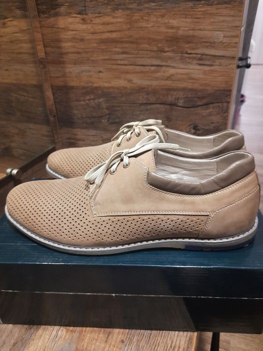 Туфлі, мокасини Braska