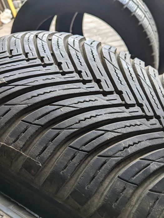 235/45R20 Maxxis 2022рік всесезон