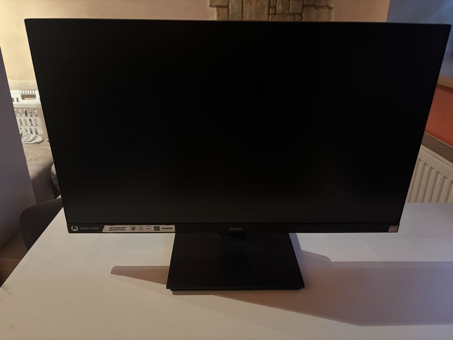 Sprzedam Monitor w bardzo dobrym stanie