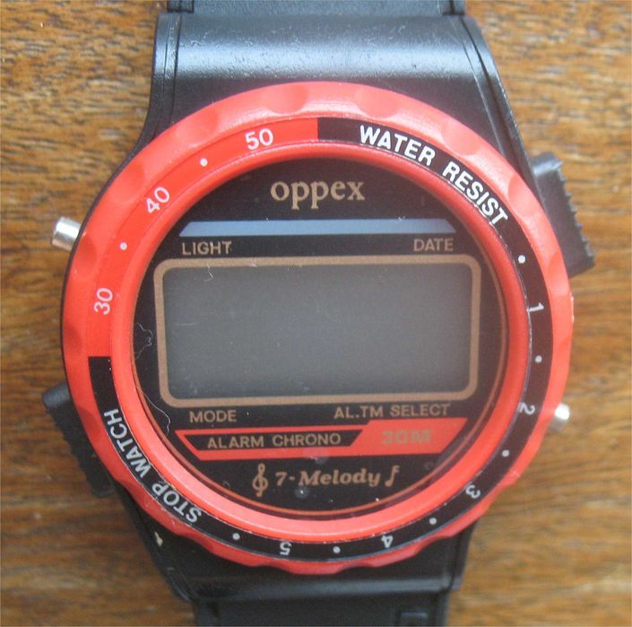 Relógio Digital Vintage - Oppex - Alarm Chrono
