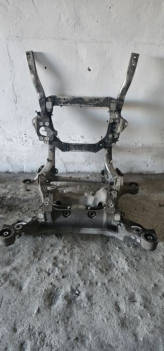 Подрамник  ,підрамник, ричаг важель,Land Rover, Range Rover Sport L494