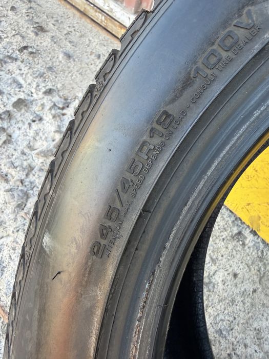 Шини Резина 245.45 R18 Goodyear Зима