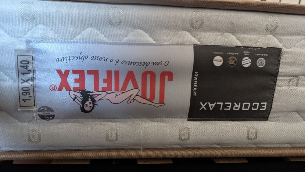 Cama de casal em ferro 190cm x 140cm