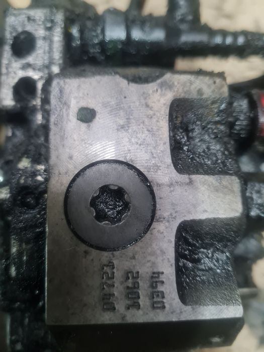 Pompa wysokiego ciśnienia silnika Renault Master 2.5dci