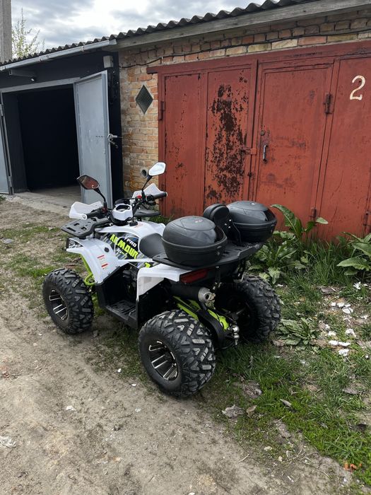 Продам квадроцикл новий