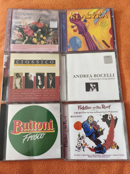 Płyty CD dla miłośników utworów operowychi operetkowych.