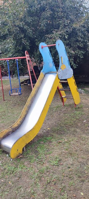 Детская дворовая горка