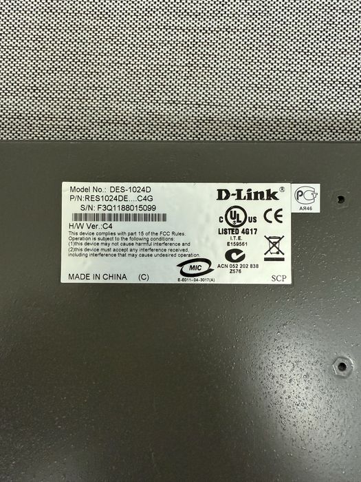 Продам маршрутизатор / коммутатор D-Link DES-1024D