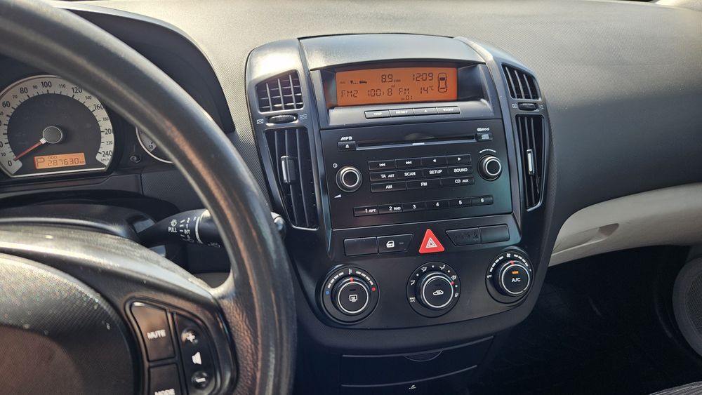 Kia ceed sw 2008 1,6 AT