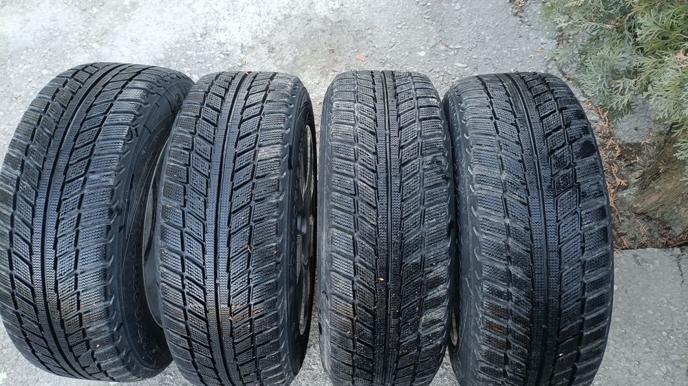 Продам диски з резиною або без.