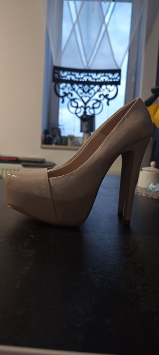 Szpilki czółenka Zara Basic