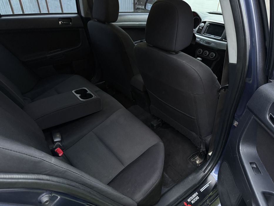 Mitsubishi Lancer X 10
