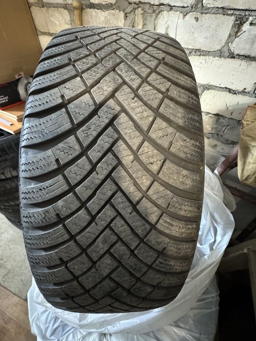 Продам шини з дисками