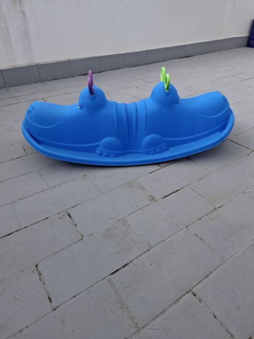 Baloiço hipopótamo