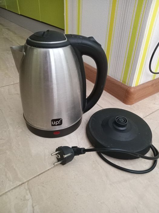 Продам чайник  UP!