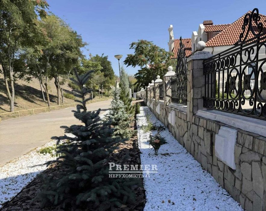 Продам дом с ремонтом.Первая линия моря.Сосновый берег