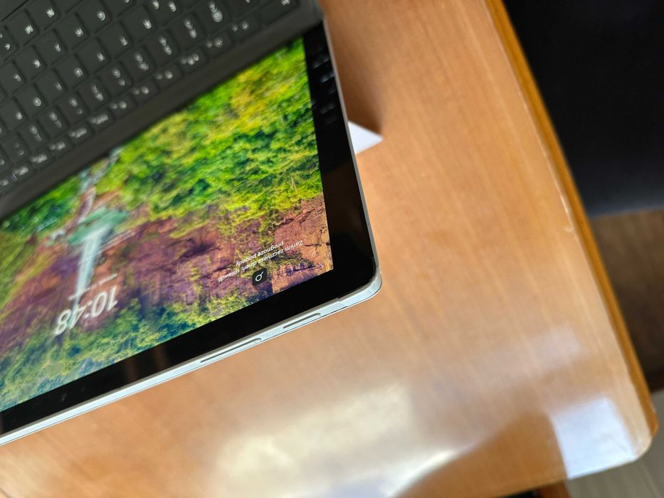Microsoft Surface PRO 4 i5-6300U/8GB/256SSD/Win11