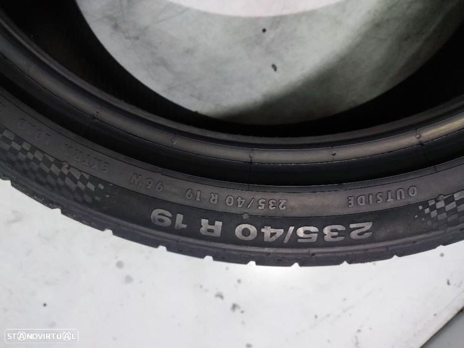 2 pneus semi novos 235-40r19 continental - oferta dos portes