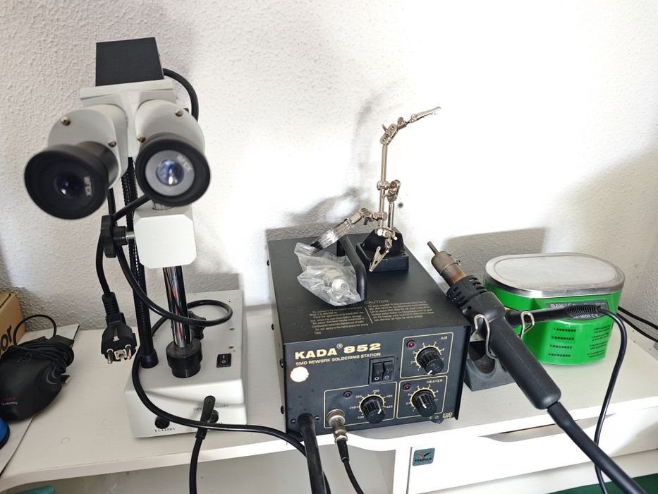 Equipamento para reparação de telemóveis