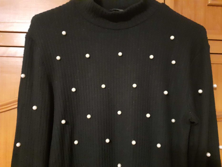 Camisola com Pérolas da Stradivarius L