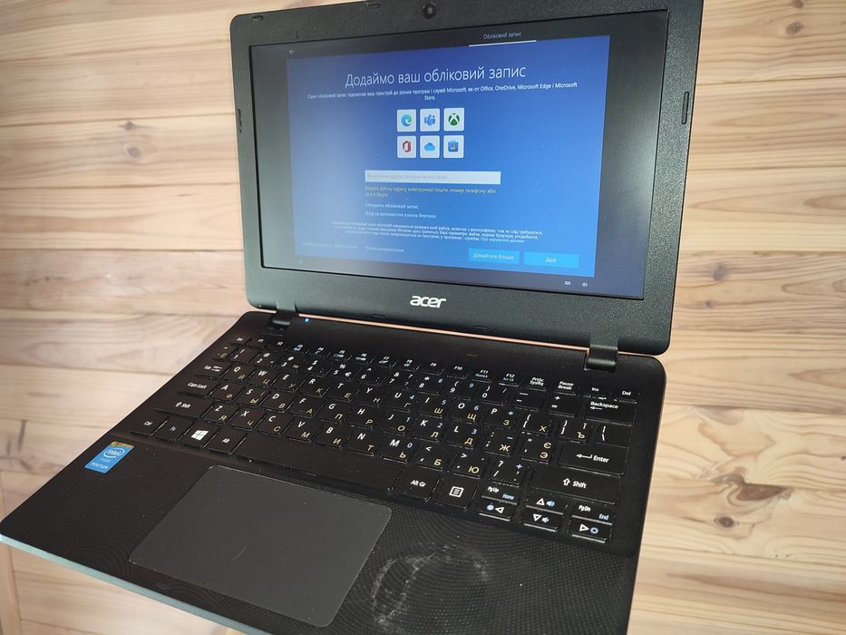 Acer es1-131  ноутбук 11,6" Pentium