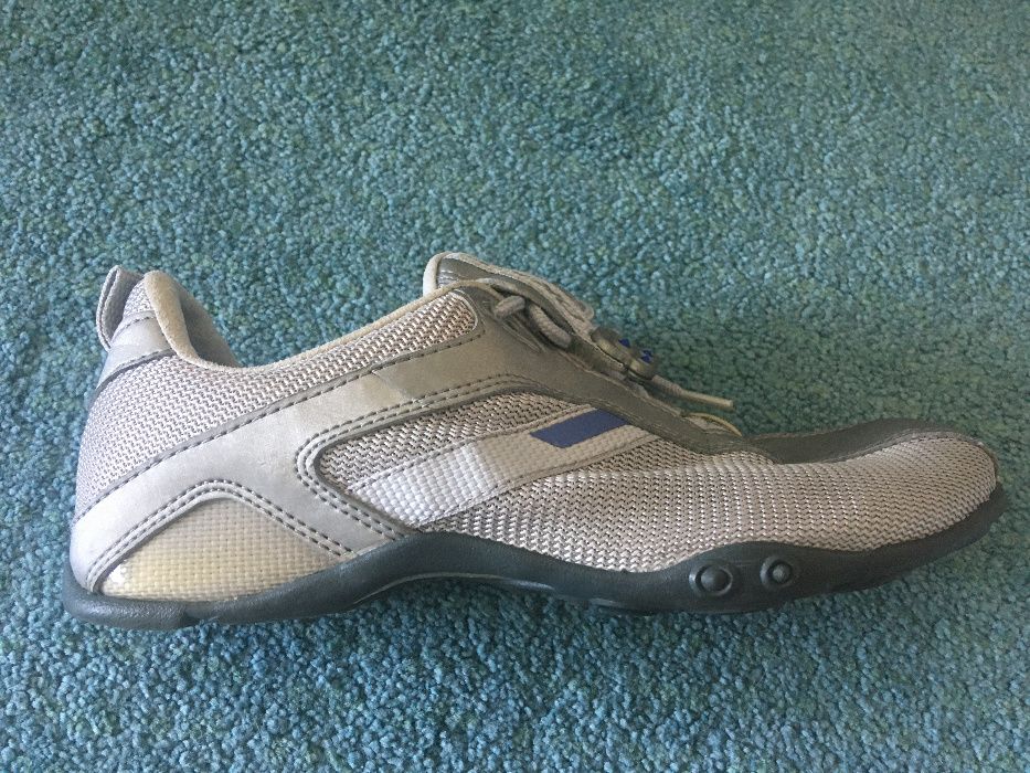 Sapatilhas DKNY tamanho 38 - ótimo estado