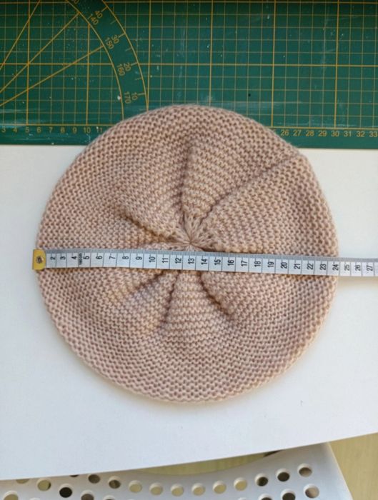 Elegancki Pudrowy róż Beret Mohito