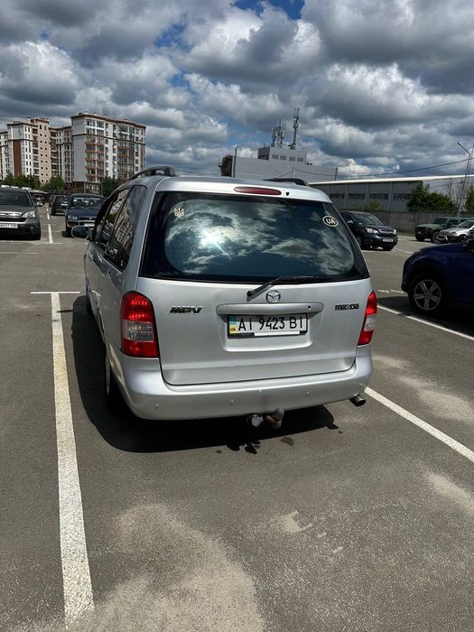 Продам mazda mpv