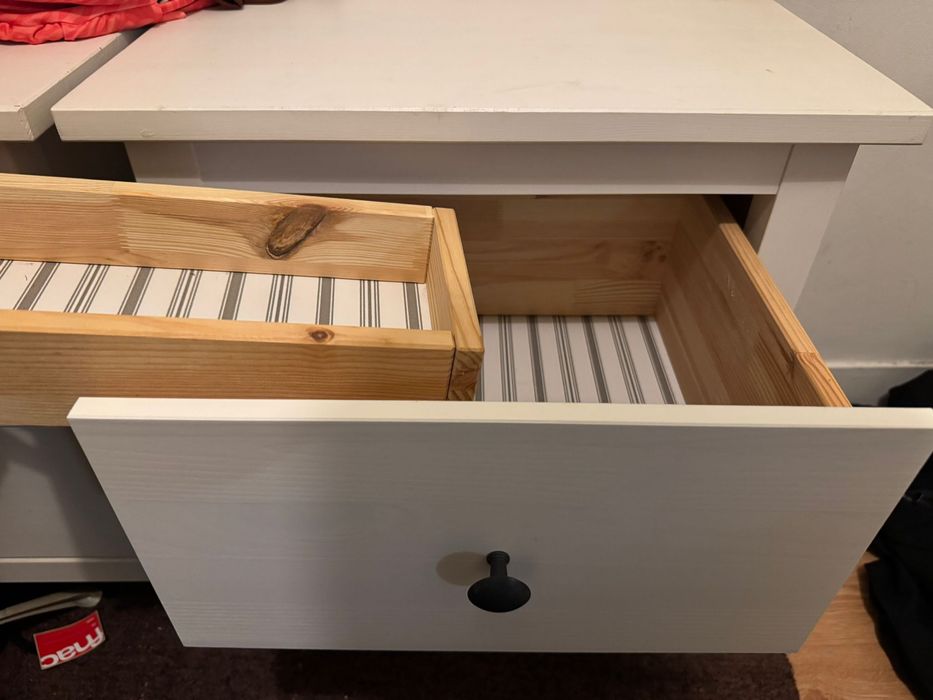 2 Mesas de Cabeceira Hemnes branca ikea