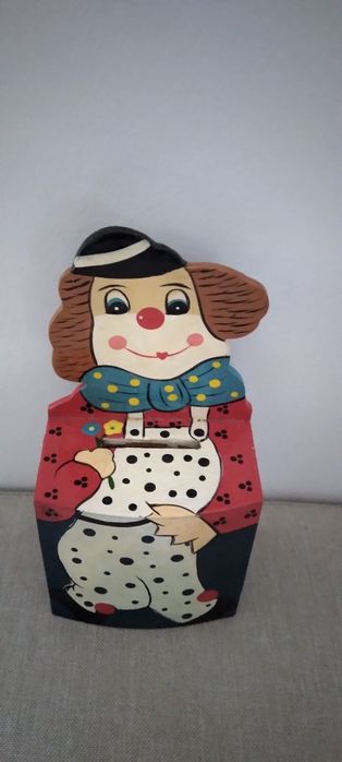 Mealheiro em madeira