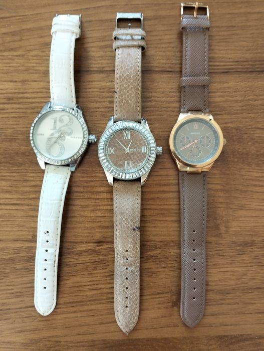 Vendo 3 relógios marca Parfois por 65€