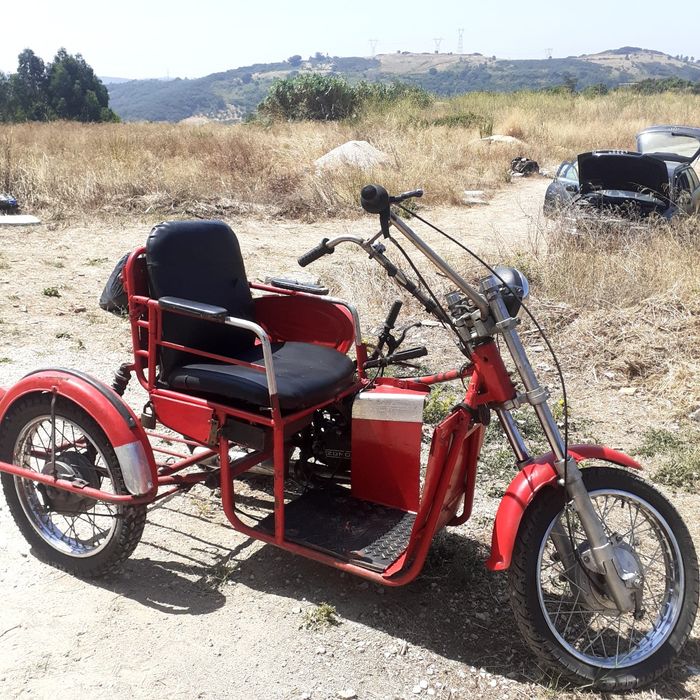 Mota usada de três rodas