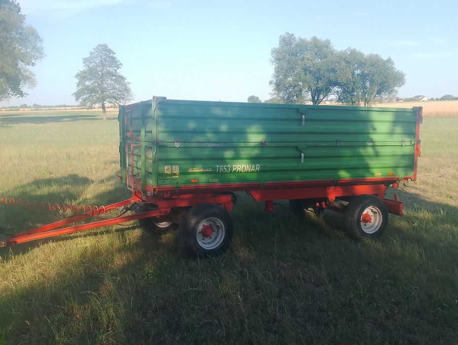 Przyczepa rolnicza PRONAR T653