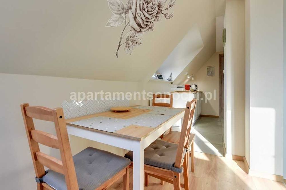 Apartament Sopocki Kasztanowy dla 2-5 osób Sopot Dolny