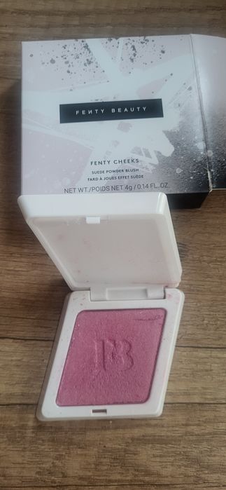 Róż do policzków Fendi