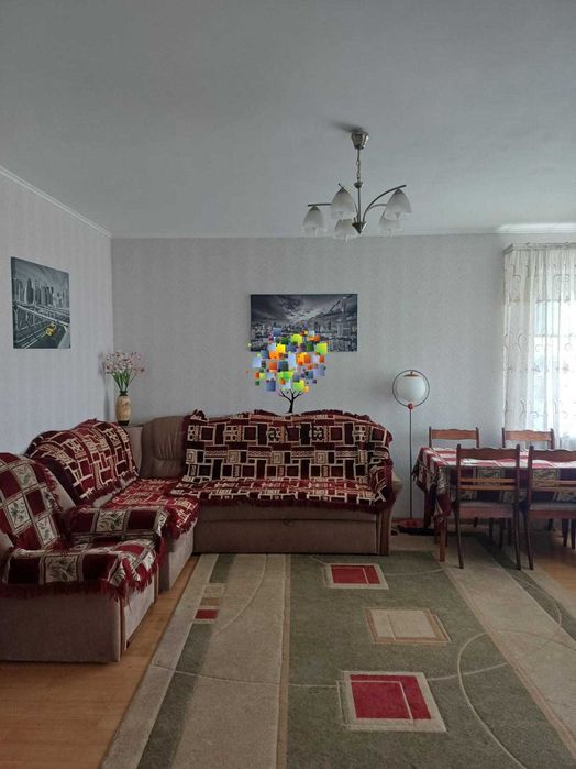 Продам 2к. квартиру  вул. Юрія Литвинського 64