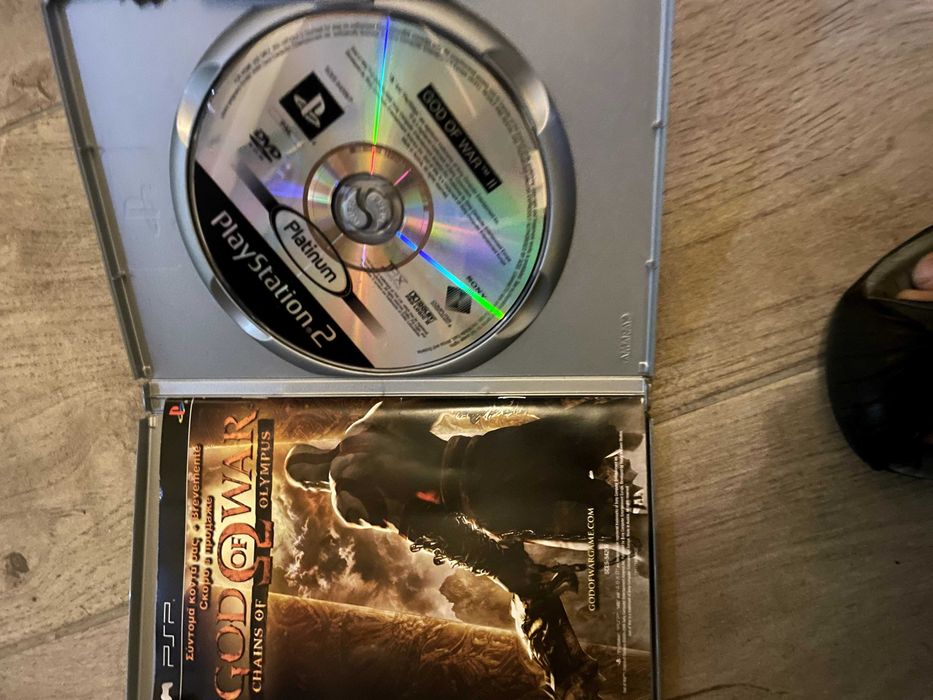 GOD OF WAR play station 2