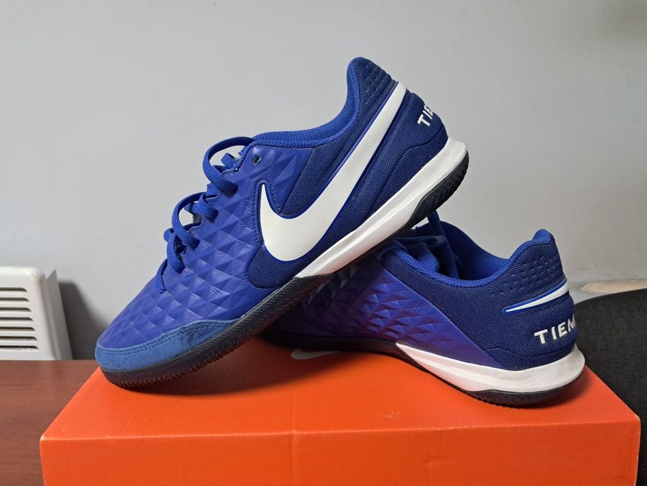 Футзалки Nike Tiempo