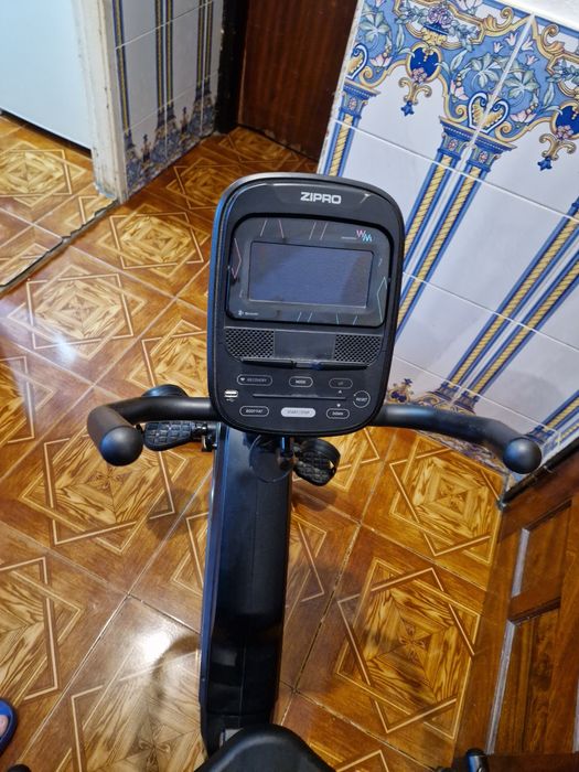 Bicicleta Estática Eléctrica-Magnética ZIPRO Glow Iconsole

Bicicleta Estática Eléctrica-Magnética ZIPR