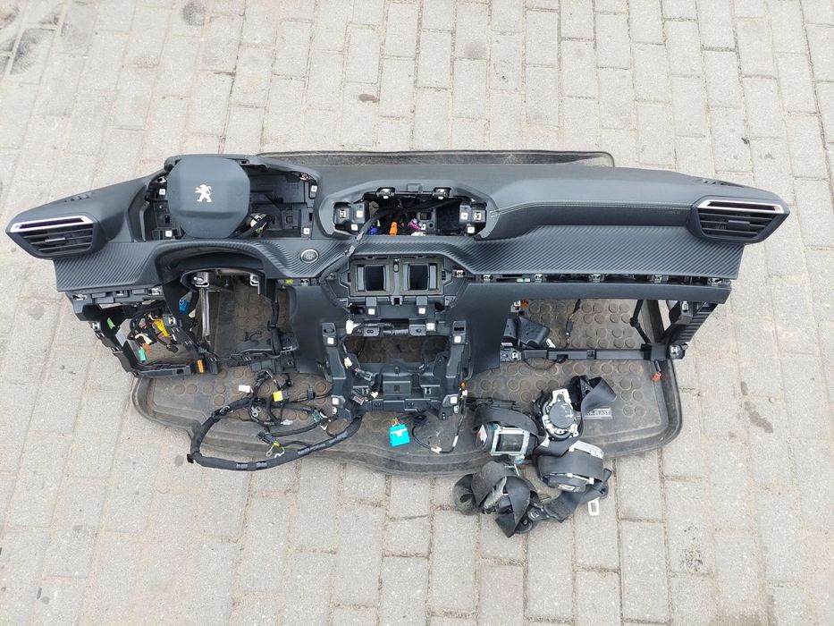 PEUGEOT 208 II  GT line DESKA KONSOLA PODUSZKI EUROPA RAF-AUTO CZĘŚCI