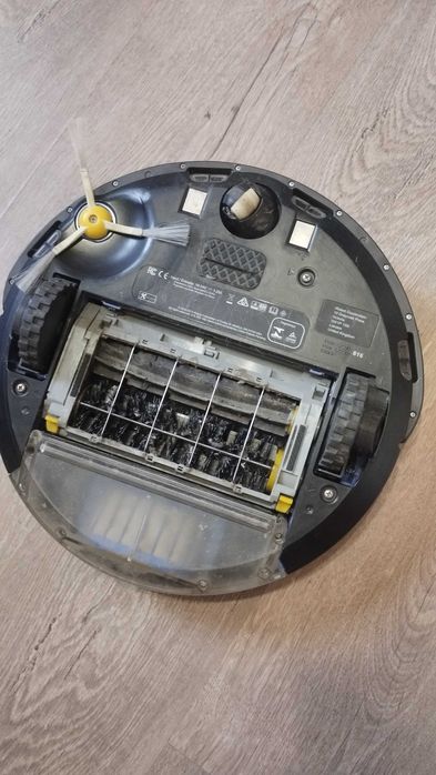 Робот-пилотяг робот-пылесос iRobot Roomba 616 робочий